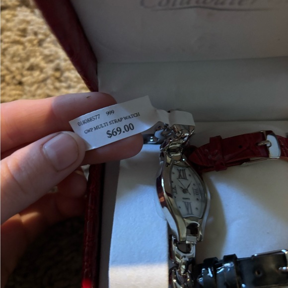 Watch - Picture 3 of 5